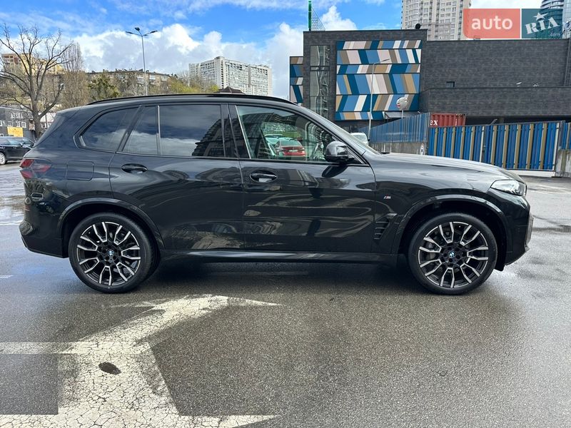 Позашляховик / Кросовер BMW X5 2023 в Києві