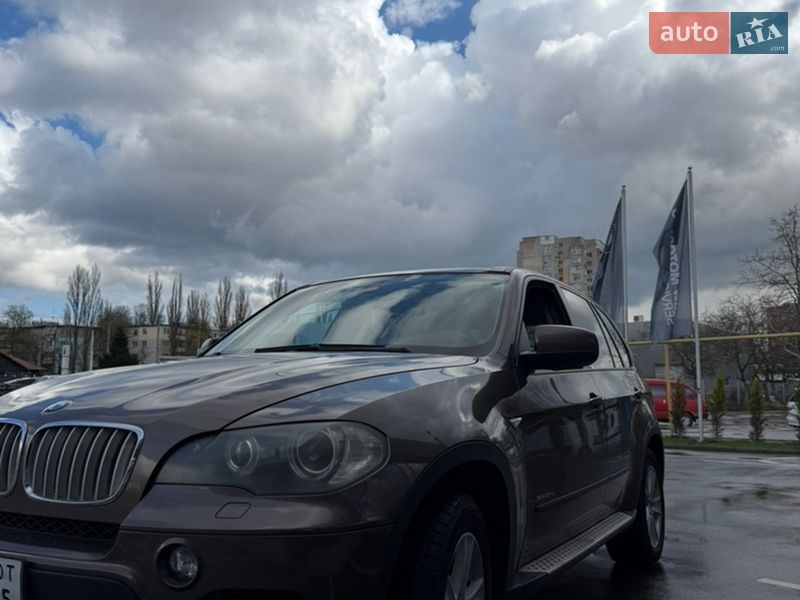Внедорожник / Кроссовер BMW X5 2010 в Одессе