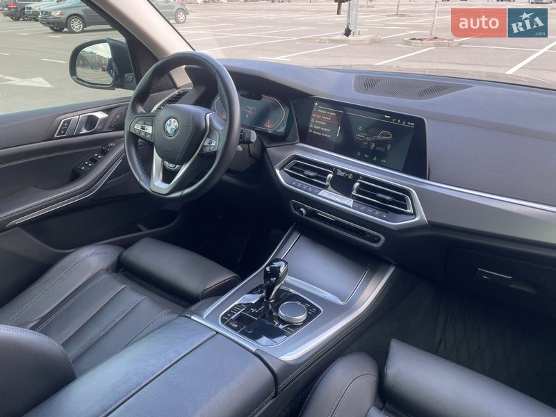 Внедорожник / Кроссовер BMW X5 2022 в Киеве