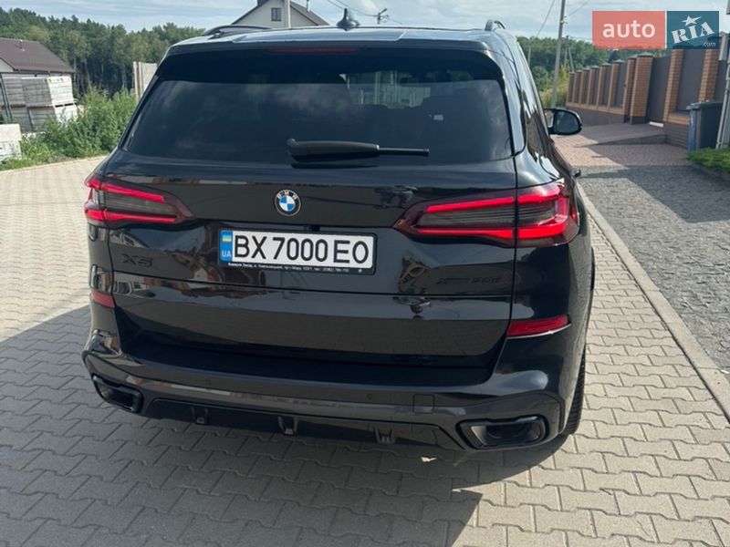 Внедорожник / Кроссовер BMW X5 2022 в Хмельницком