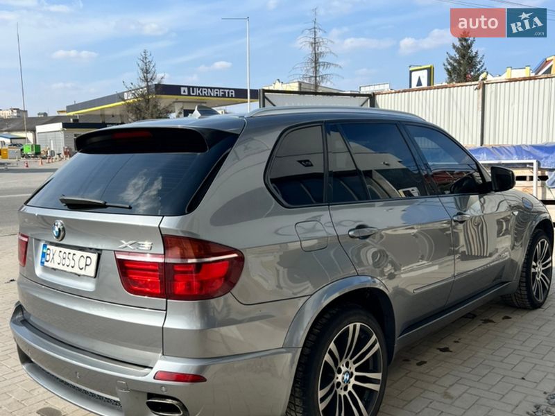 Внедорожник / Кроссовер BMW X5 2012 в Каменец-Подольском