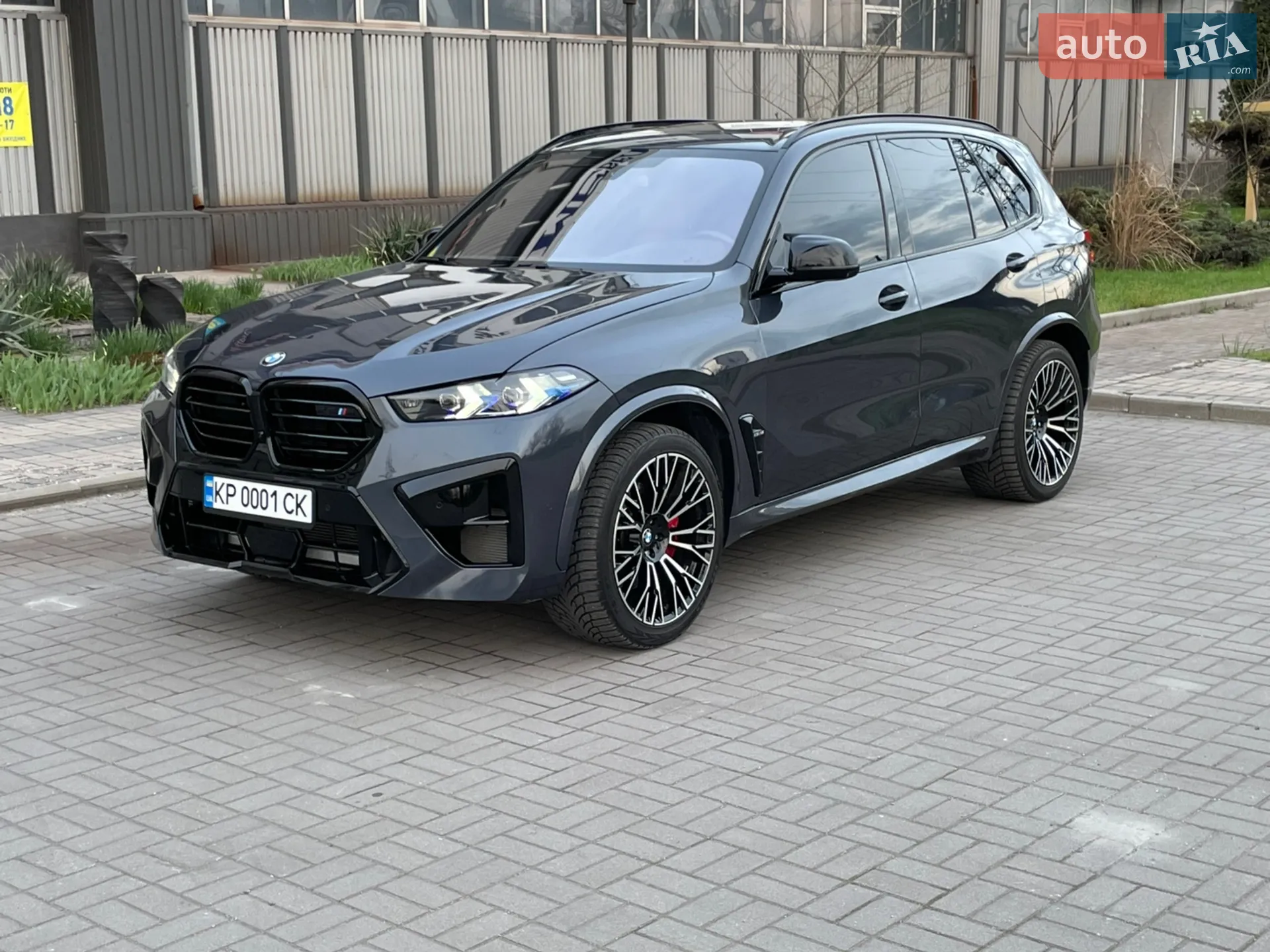 2022 BMW X5 - фото 1