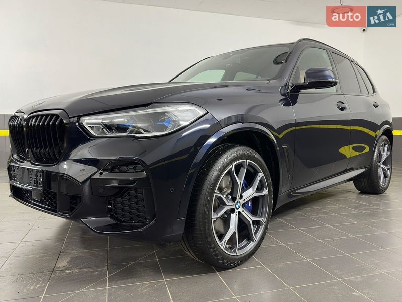 Внедорожник / Кроссовер BMW X5 2022 в Казатине