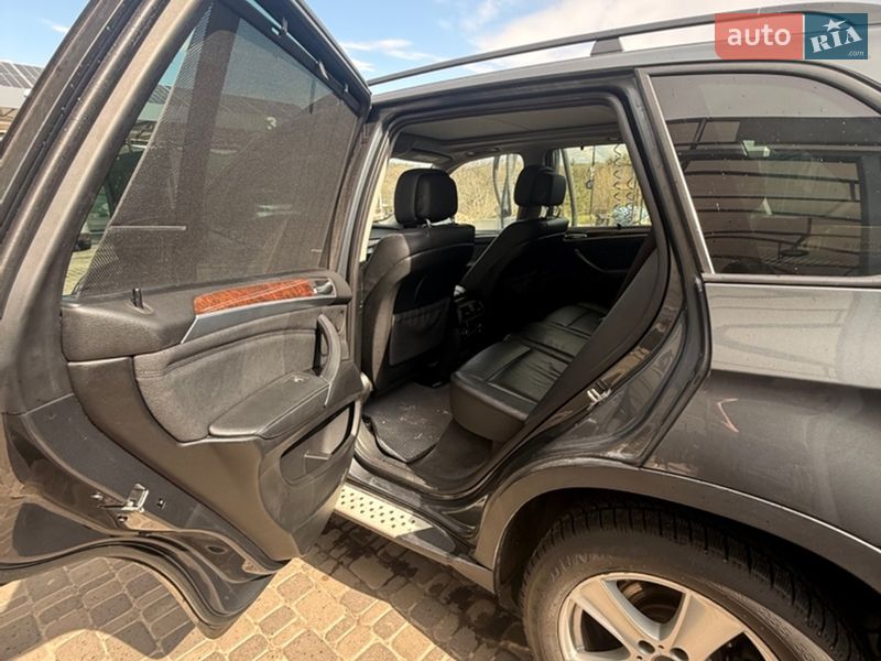 Внедорожник / Кроссовер BMW X5 2012 в Ромнах