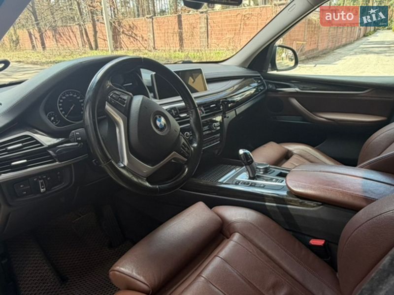 Внедорожник / Кроссовер BMW X5 2016 в Киеве