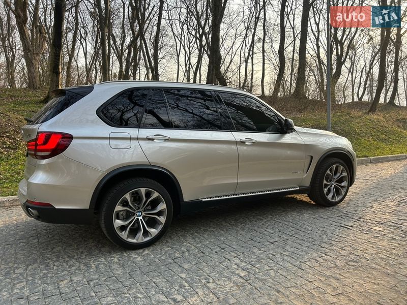Позашляховик / Кросовер BMW X5 2014 в Чернівцях
