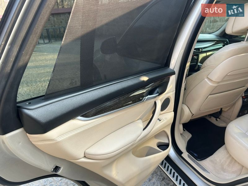 Позашляховик / Кросовер BMW X5 2014 в Чернівцях