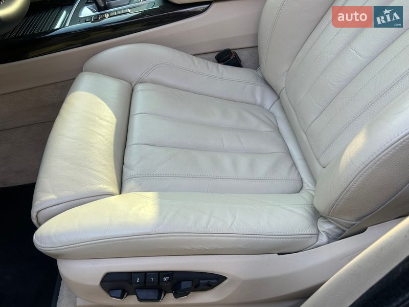 Позашляховик / Кросовер BMW X5 2014 в Чернівцях