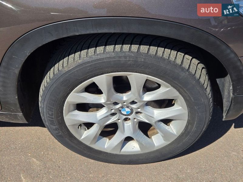 Позашляховик / Кросовер BMW X5 2011 в Києві