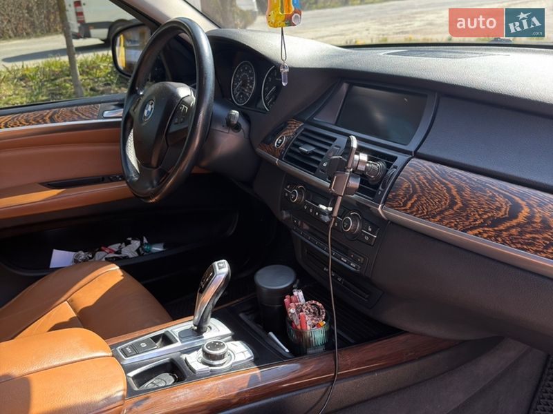 Внедорожник / Кроссовер BMW X5 2009 в Хмельницком