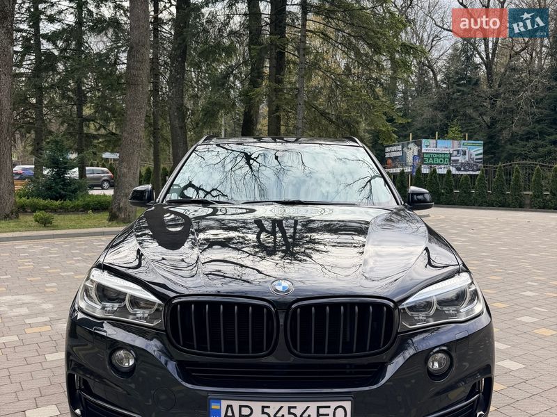 Внедорожник / Кроссовер BMW X5 2017 в Дрогобыче