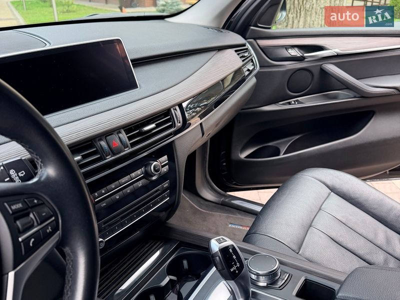 Внедорожник / Кроссовер BMW X5 2017 в Дрогобыче