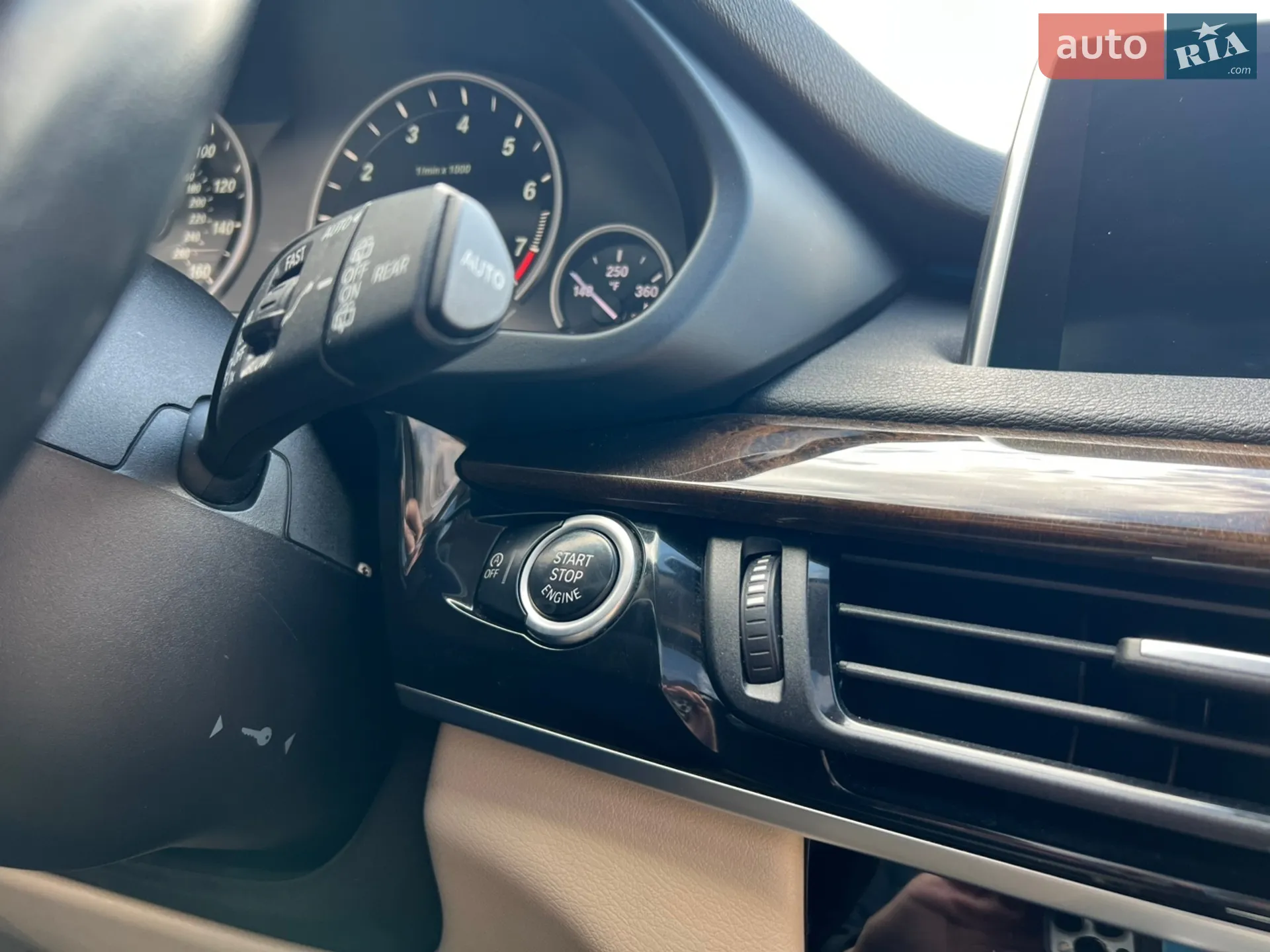 2015 BMW X5 - мініатюра 21