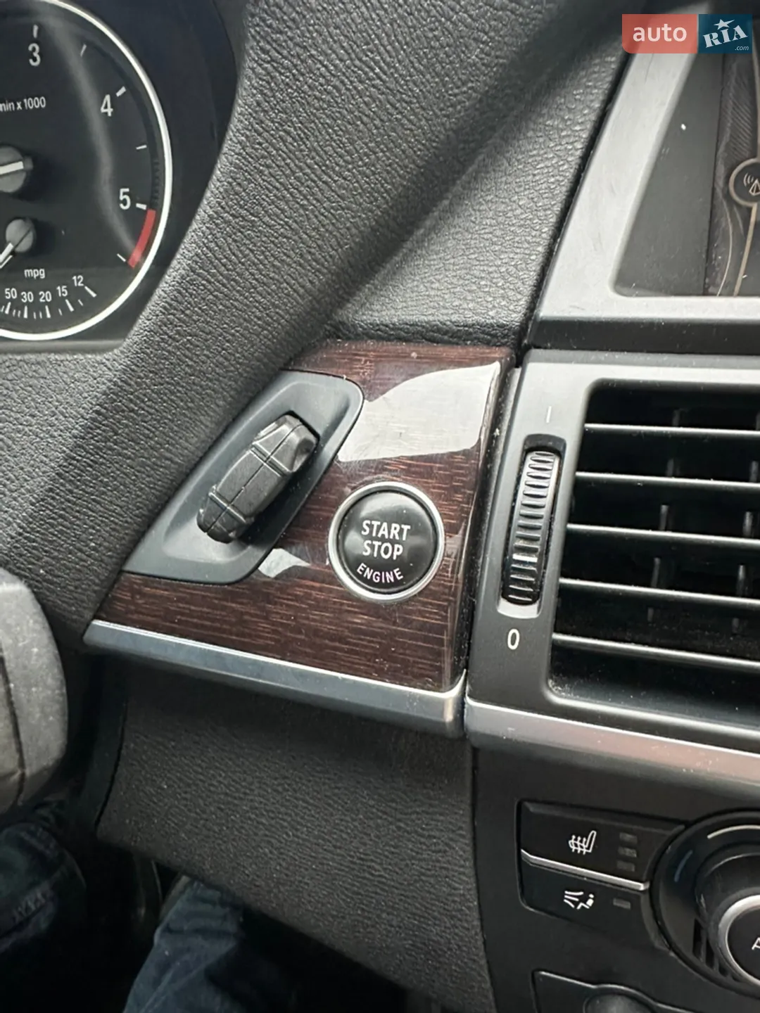 2011 BMW X5 - мініатюра 28