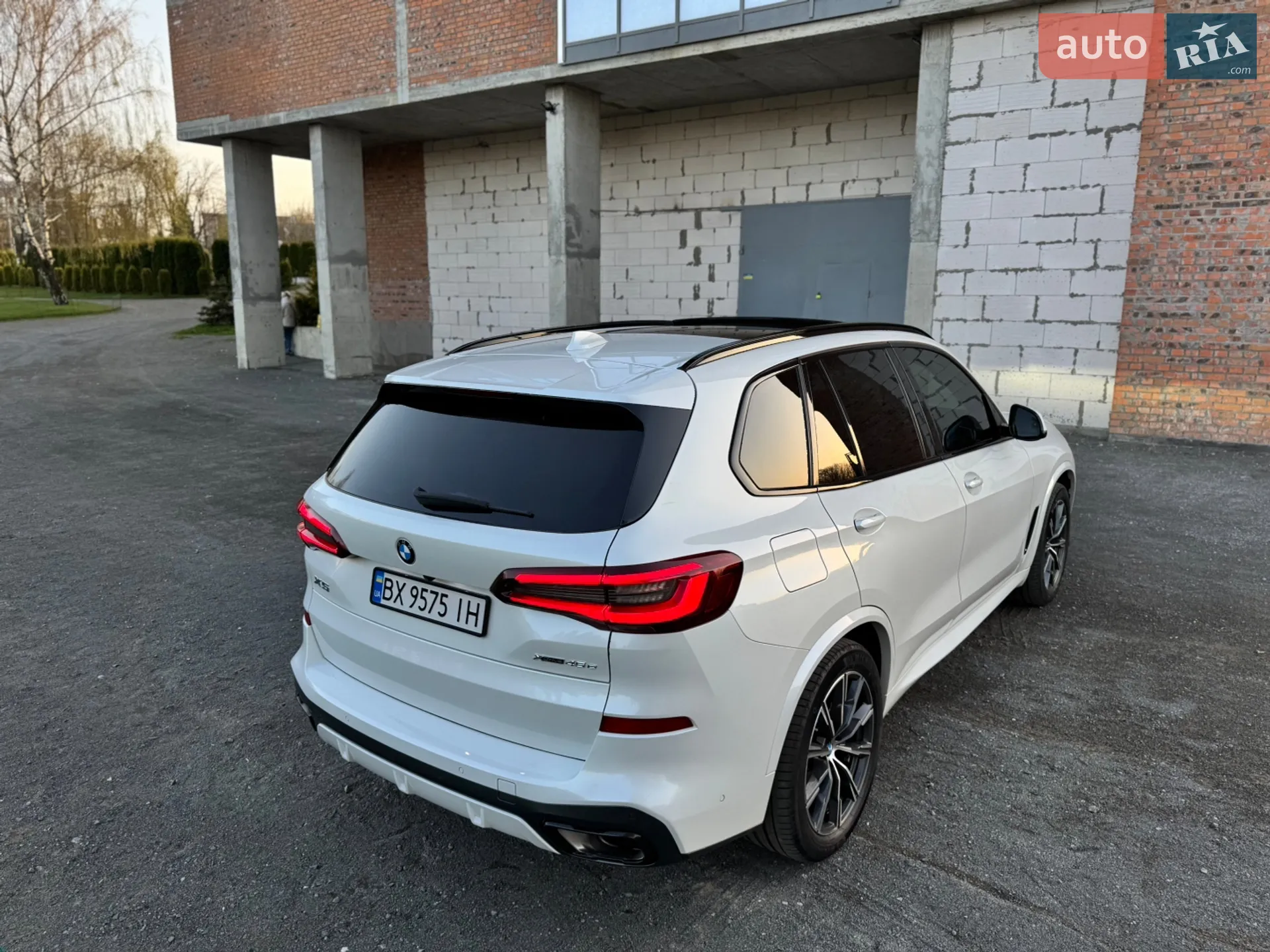2021 BMW X5 - мініатюра 91
