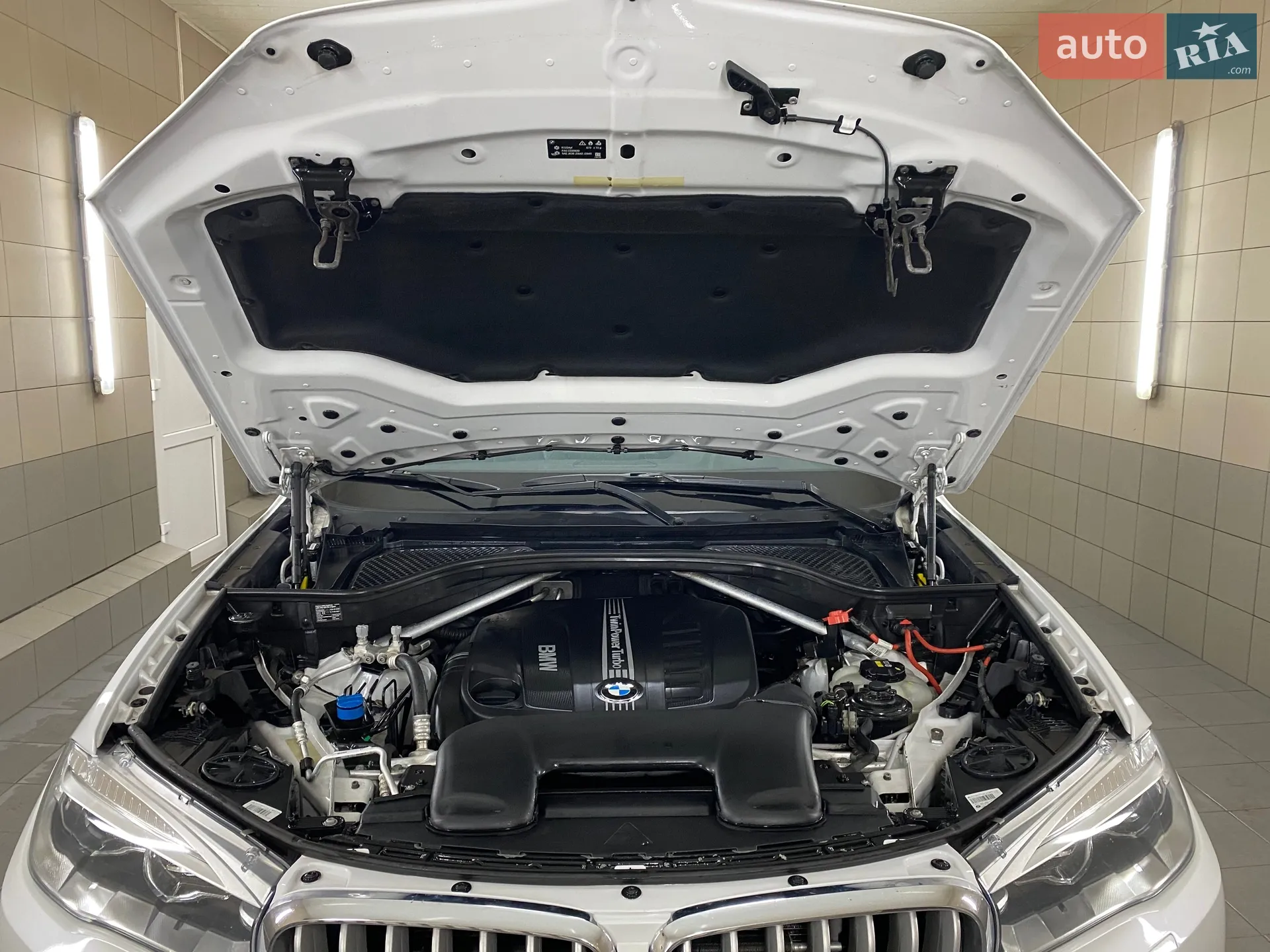 2017 BMW X5 - мініатюра 23