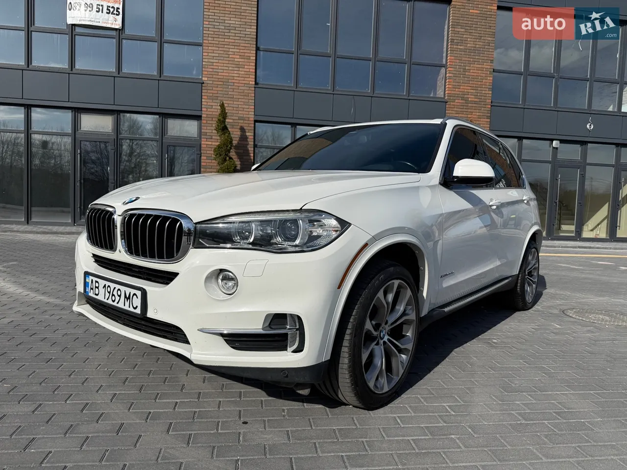 2016 BMW X5 - мініатюра 39