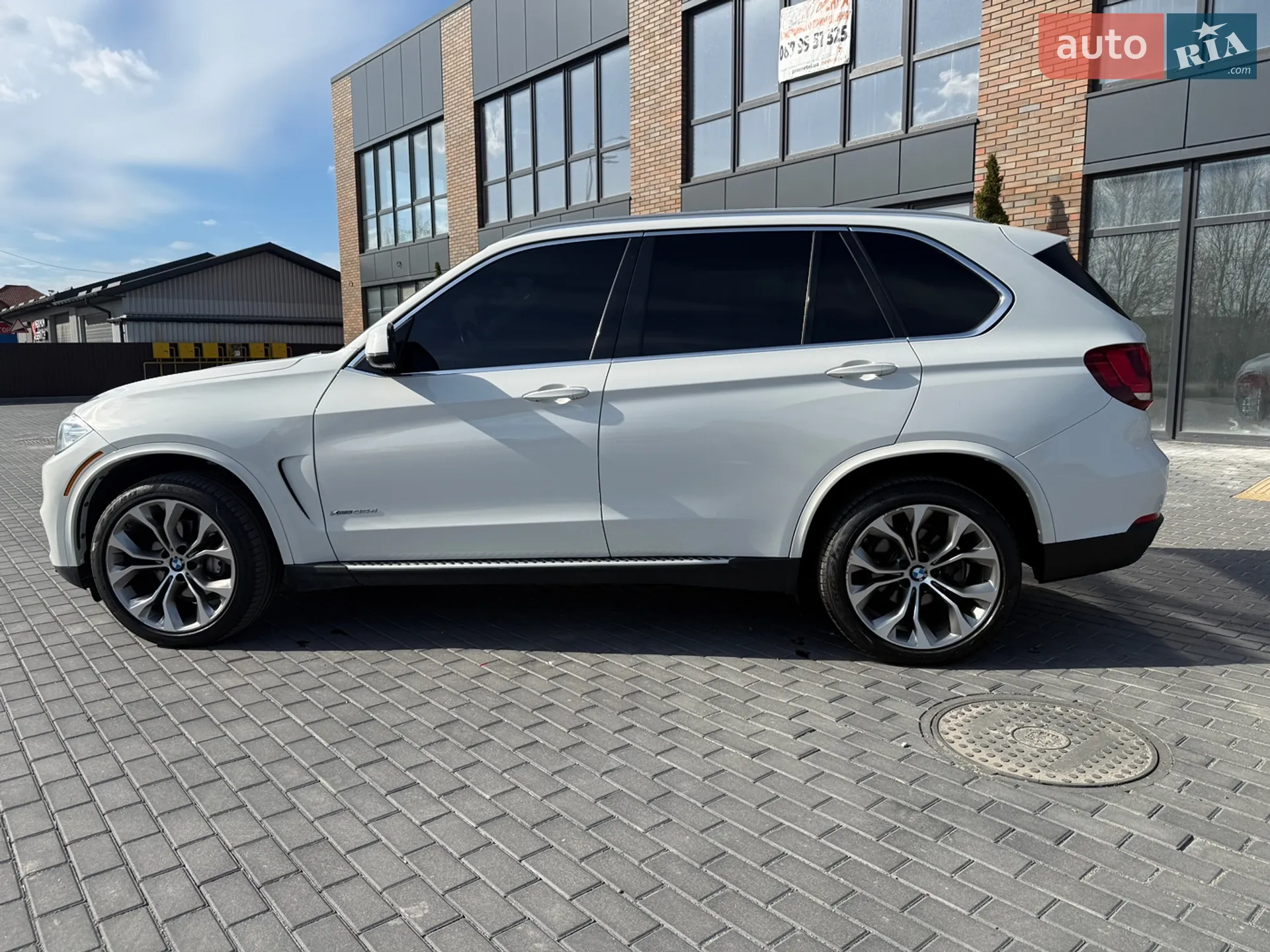 2017 BMW X5 - мініатюра 13