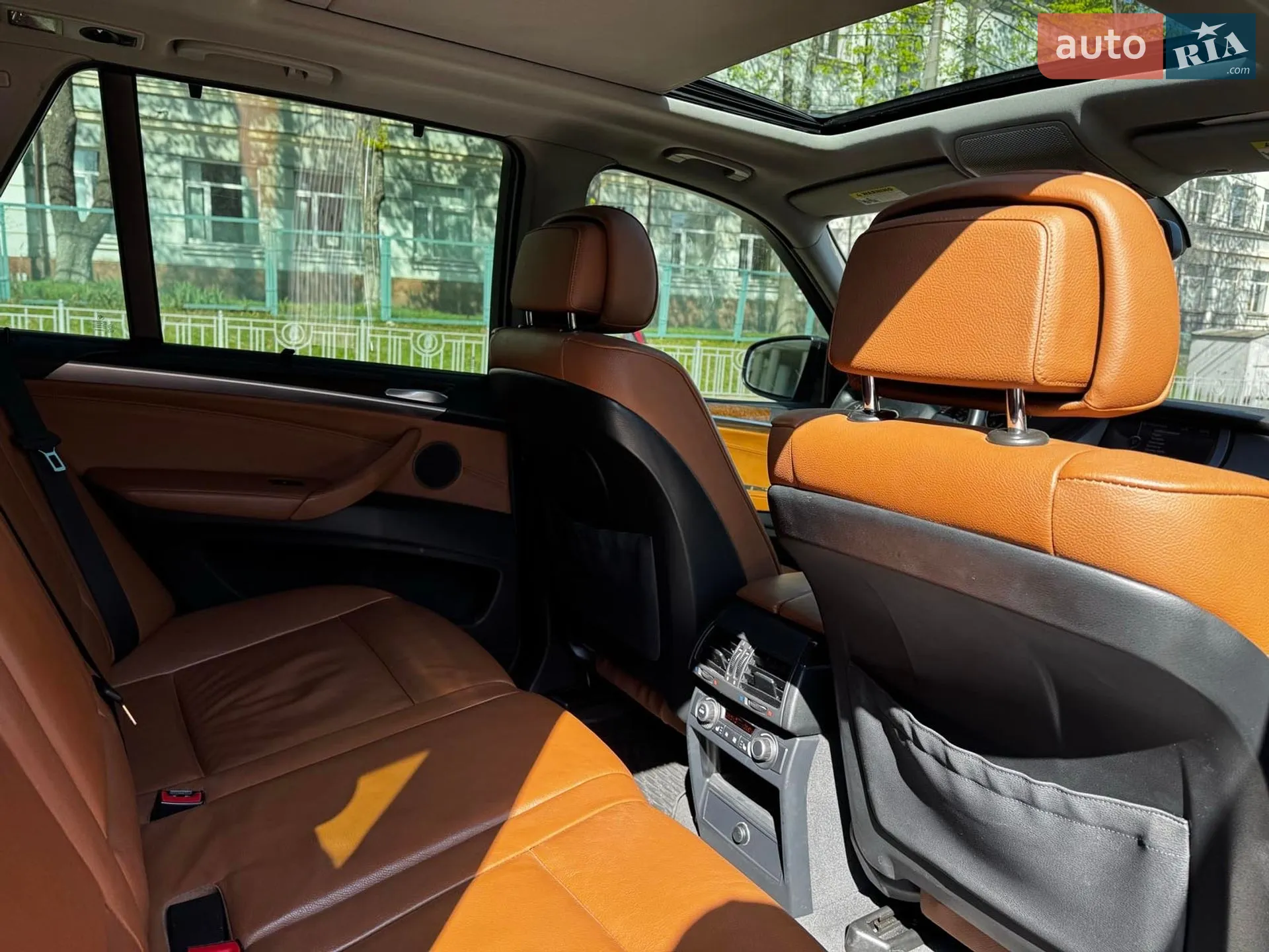 2010 BMW X5 - мініатюра 36