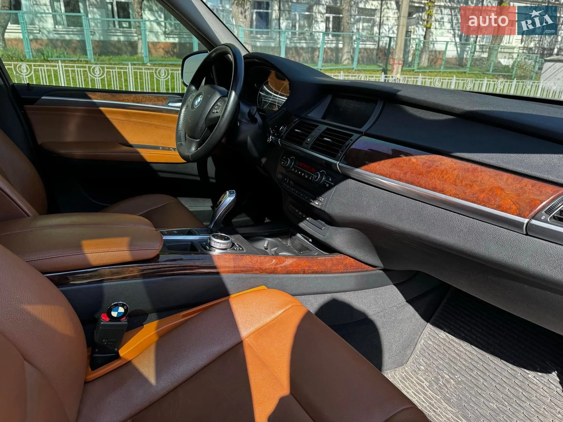 2010 BMW X5 - мініатюра 38