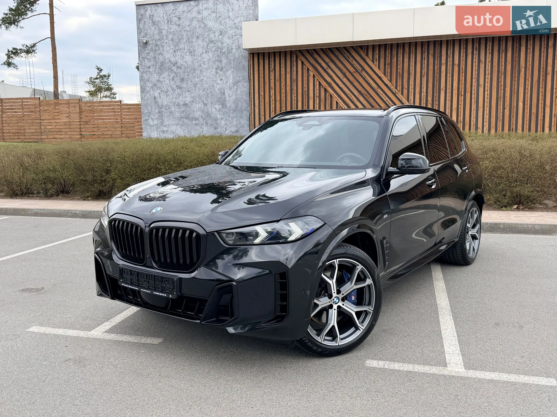 BMW X5 2024 VIN 5UX23EU04R9V29272 фото оголошення 2 з 11