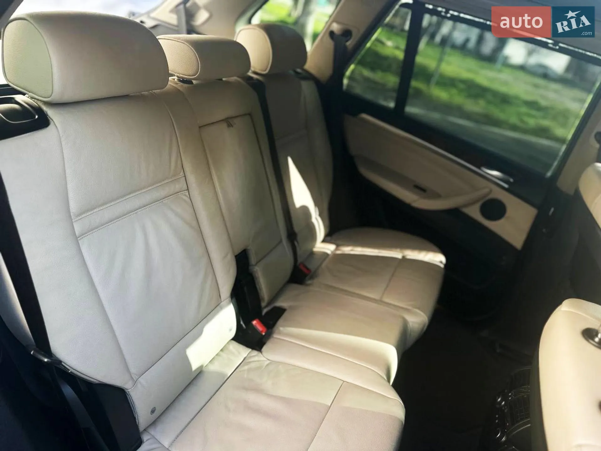 2010 BMW X5 - мініатюра 29
