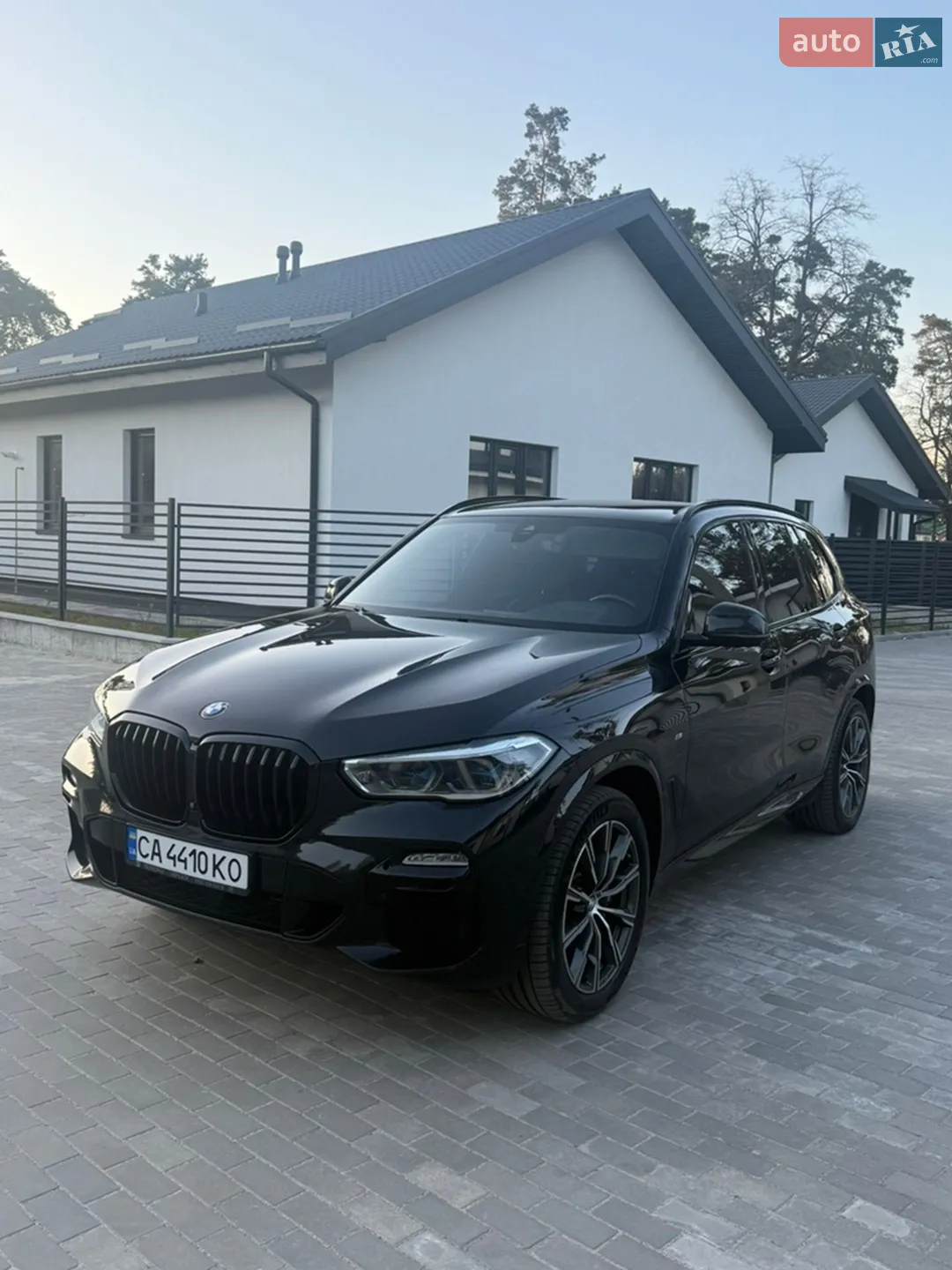 2020 BMW X5 - фото 1