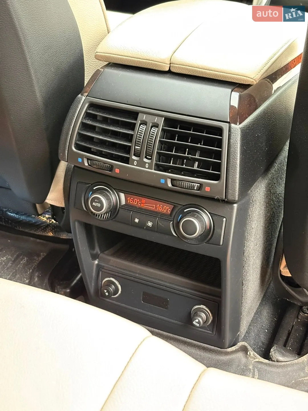 2011 BMW X5 - мініатюра 10