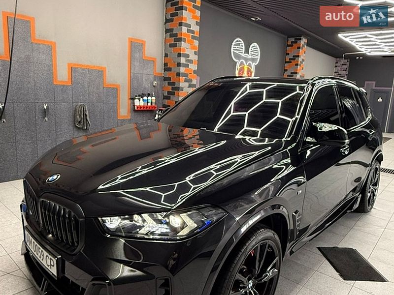 Позашляховик / Кросовер BMW X5 2024 в Житомирі