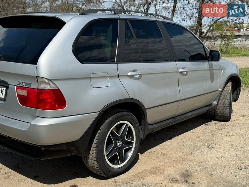 Внедорожник / Кроссовер BMW X5 2001 в Днепре