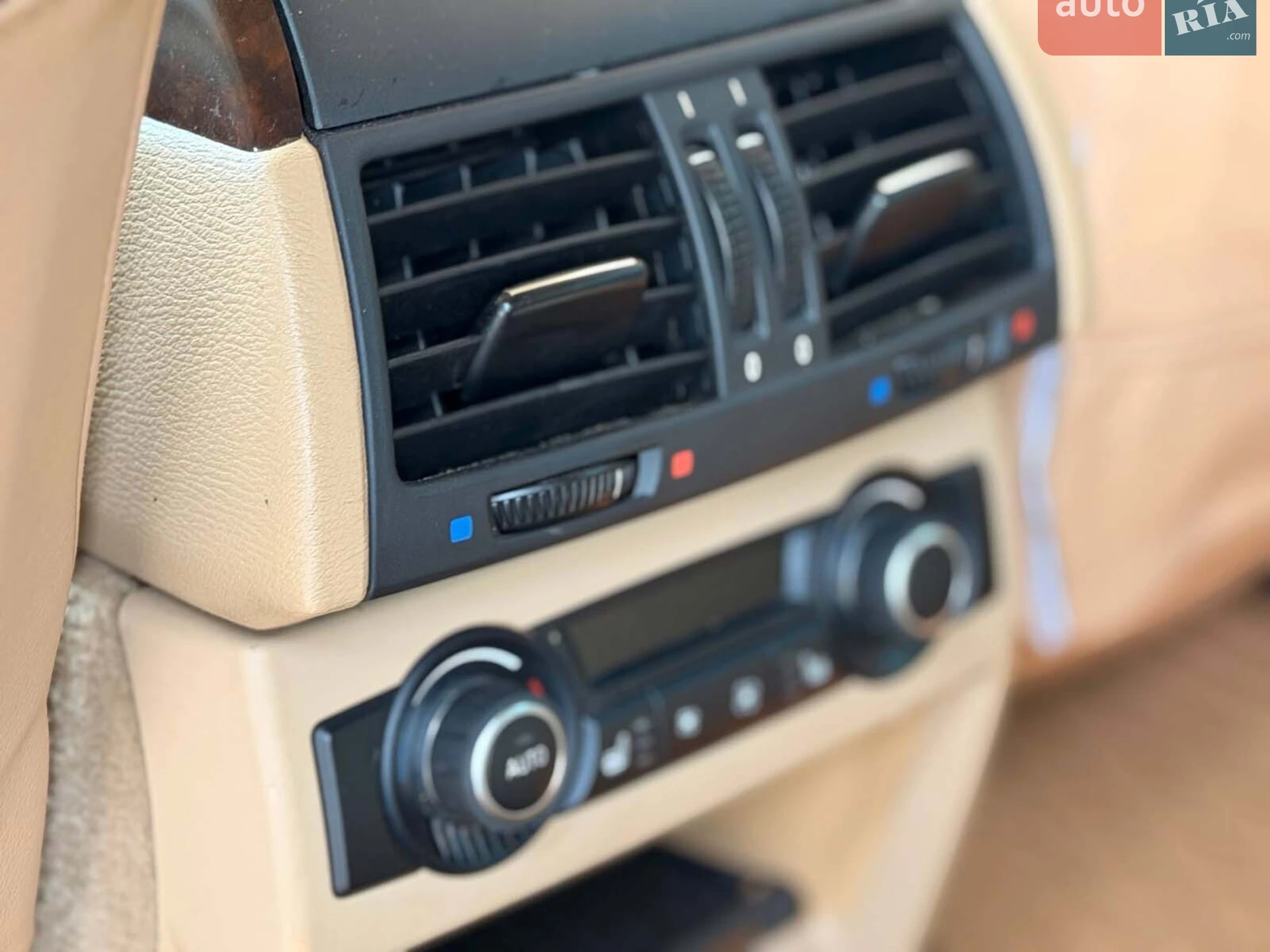 2011 BMW X5 - мініатюра 11