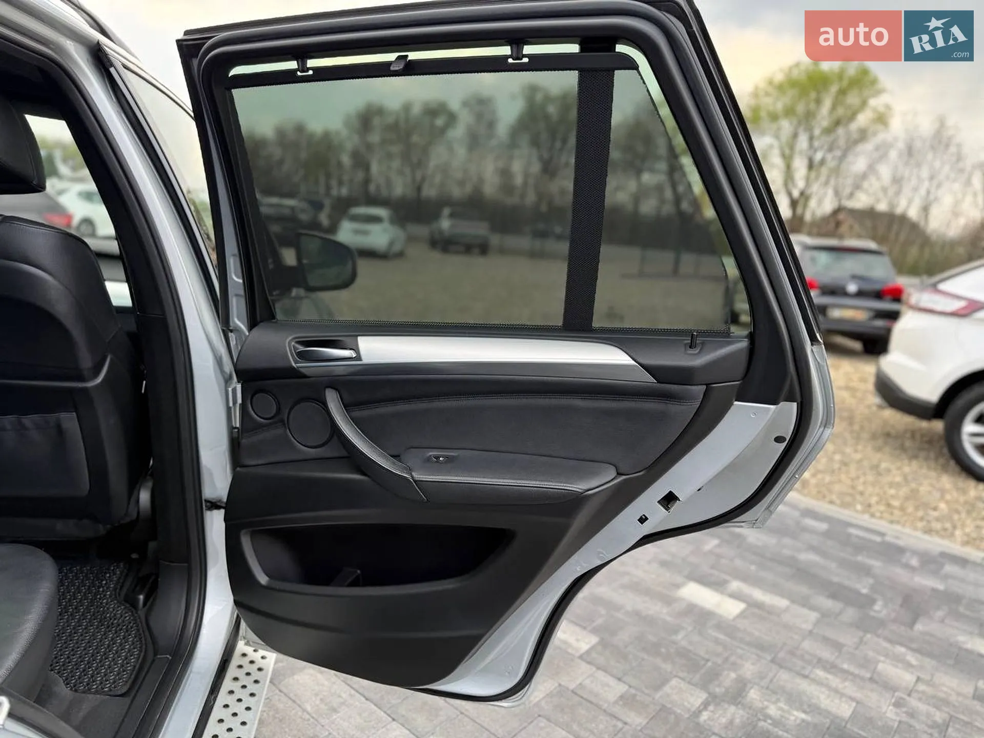 2010 BMW X5 - мініатюра 23