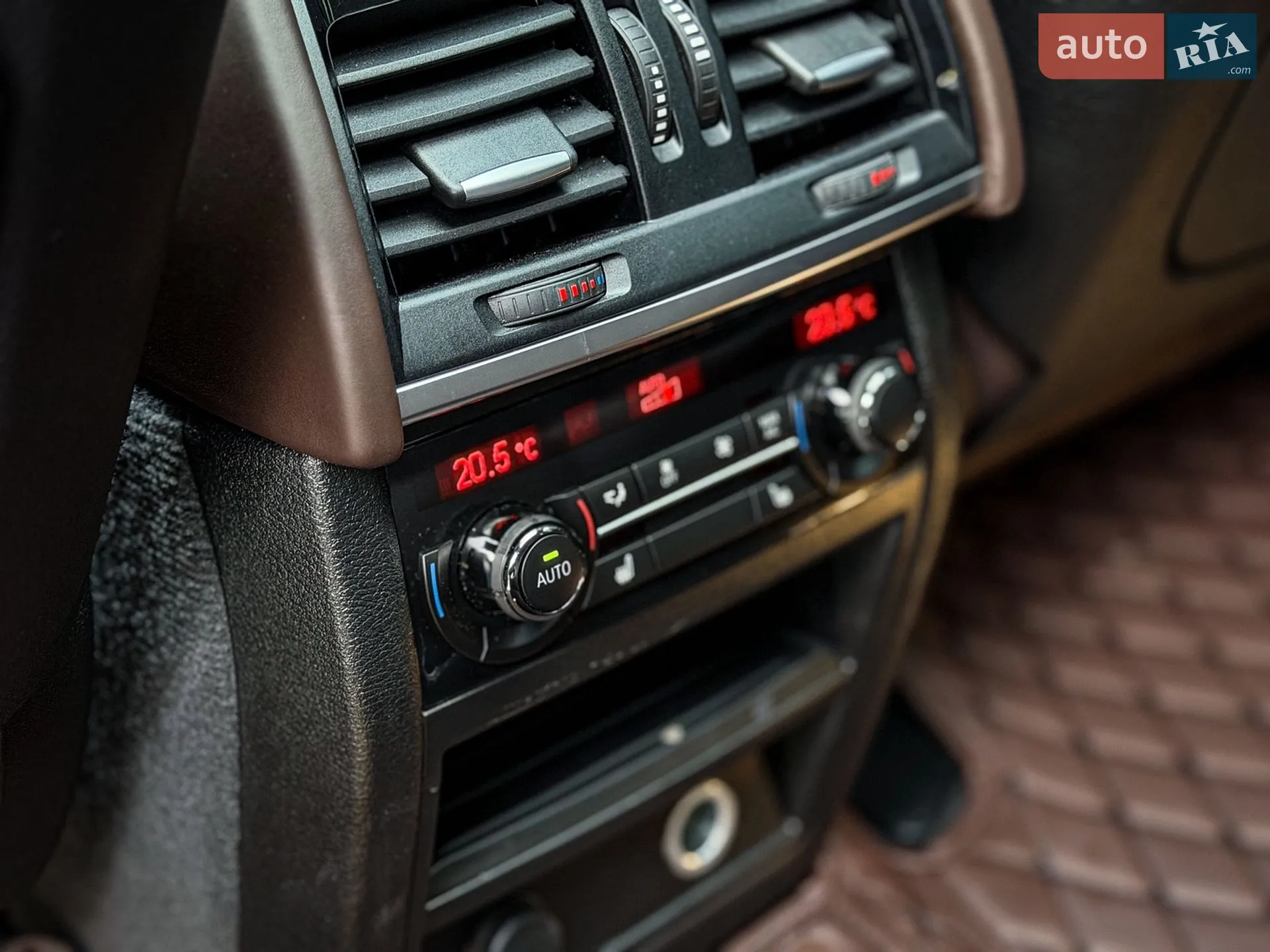2016 BMW X5 - мініатюра 22