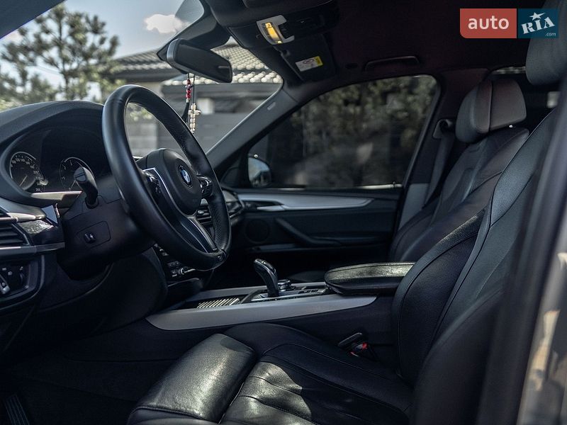 Внедорожник / Кроссовер BMW X5 2016 в Ровно