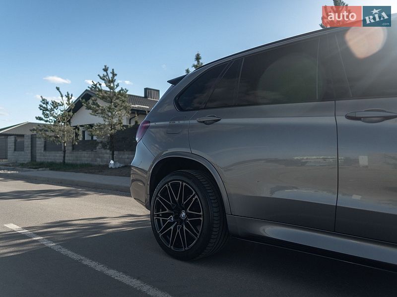 Внедорожник / Кроссовер BMW X5 2016 в Ровно