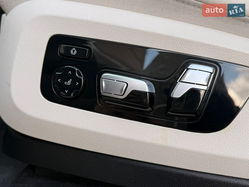 Внедорожник / Кроссовер BMW X5 2021 в Киеве
