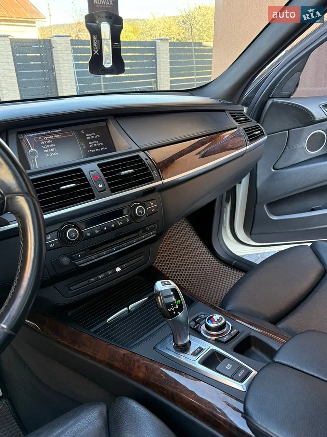 2010 BMW X5 - мініатюра 12