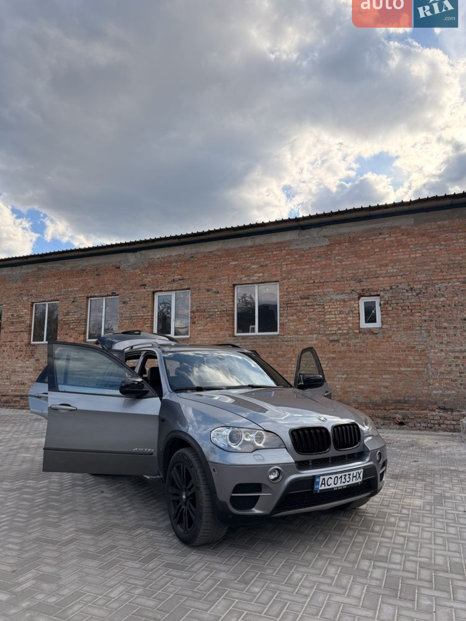 2011 BMW X5 - мініатюра 40