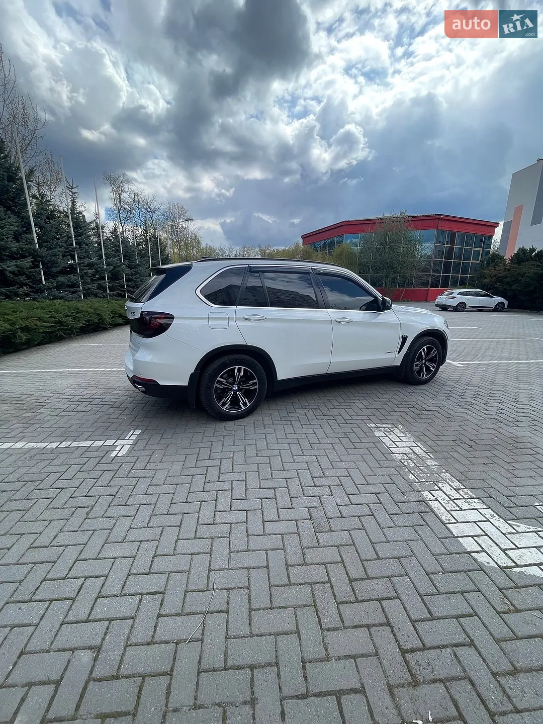 2014 BMW X5 - мініатюра 10