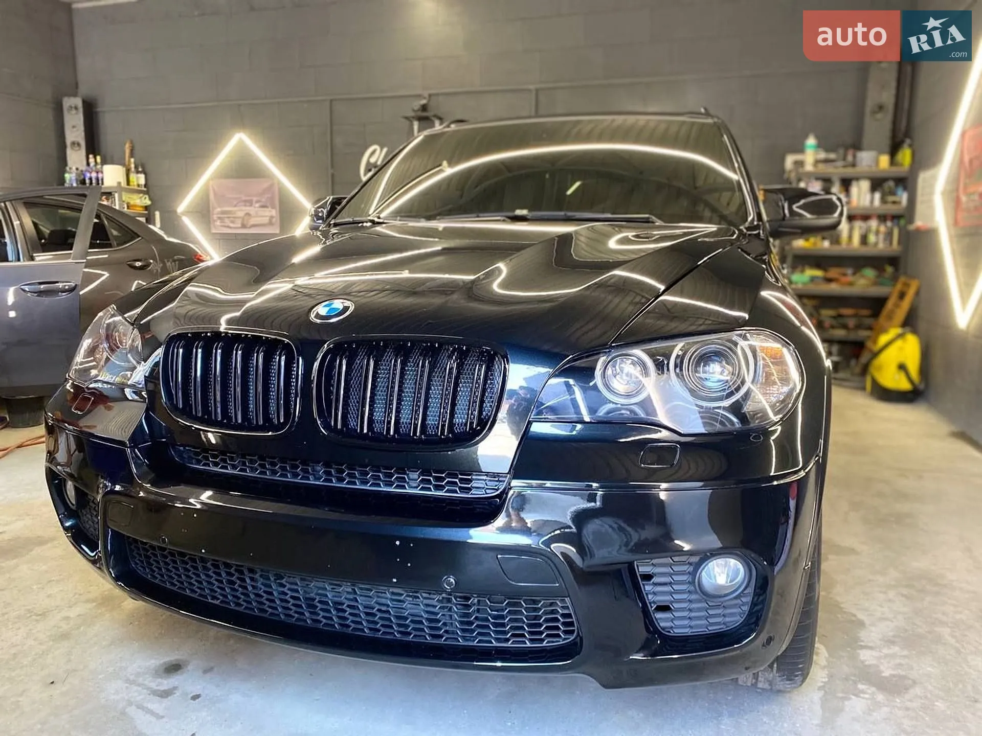 2010 BMW X5 - мініатюра 13