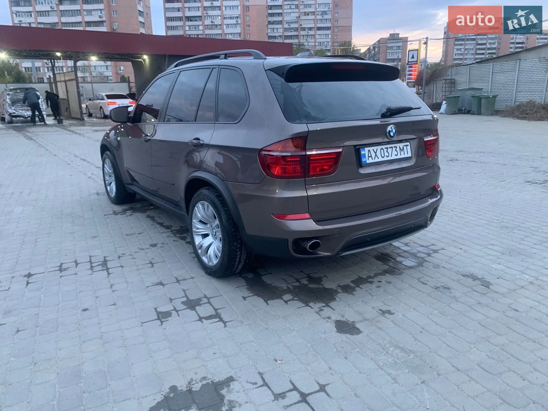 2010 BMW X5 - мініатюра 13
