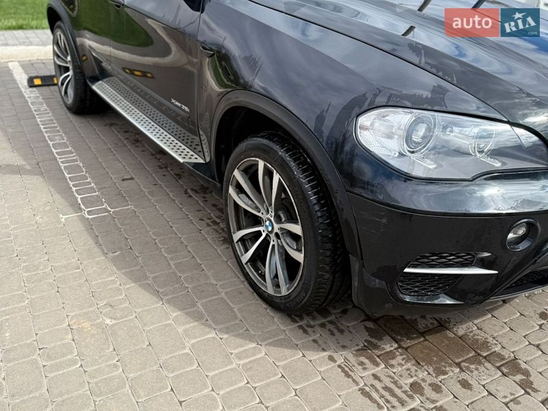 Внедорожник / Кроссовер BMW X5 2013 в Харькове