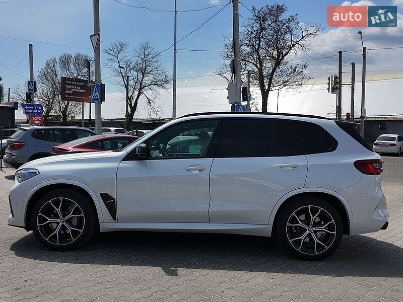 Внедорожник / Кроссовер BMW X5 2022 в Одессе