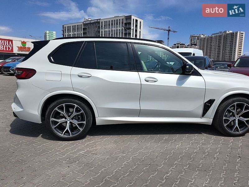 Внедорожник / Кроссовер BMW X5 2022 в Одессе