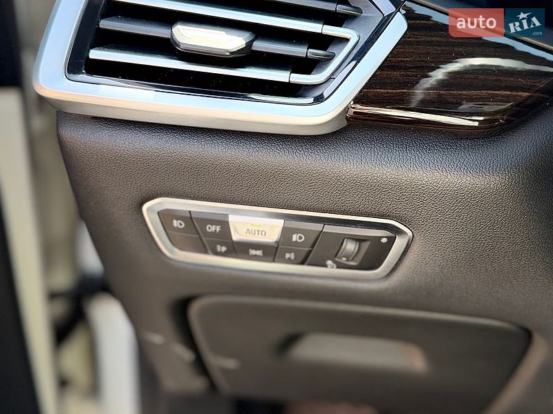 Внедорожник / Кроссовер BMW X5 2018 в Киеве