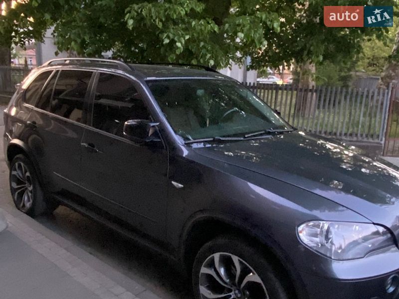 Внедорожник / Кроссовер BMW X5 2013 в Ужгороде