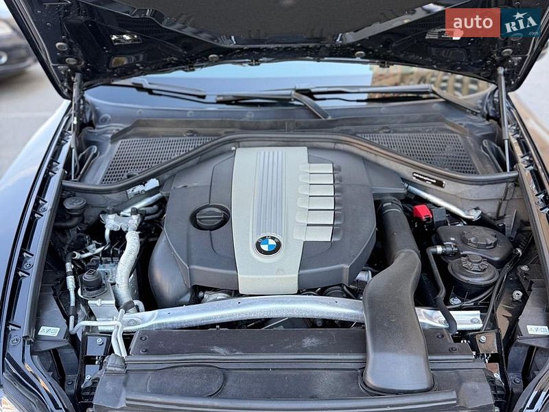 Внедорожник / Кроссовер BMW X5 2012 в Киеве