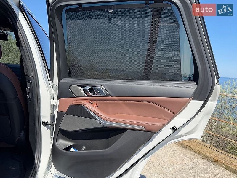 Внедорожник / Кроссовер BMW X5 2022 в Одессе