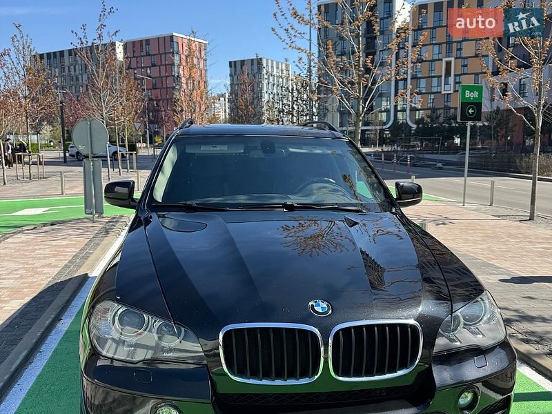 Внедорожник / Кроссовер BMW X5 2013 в Киеве