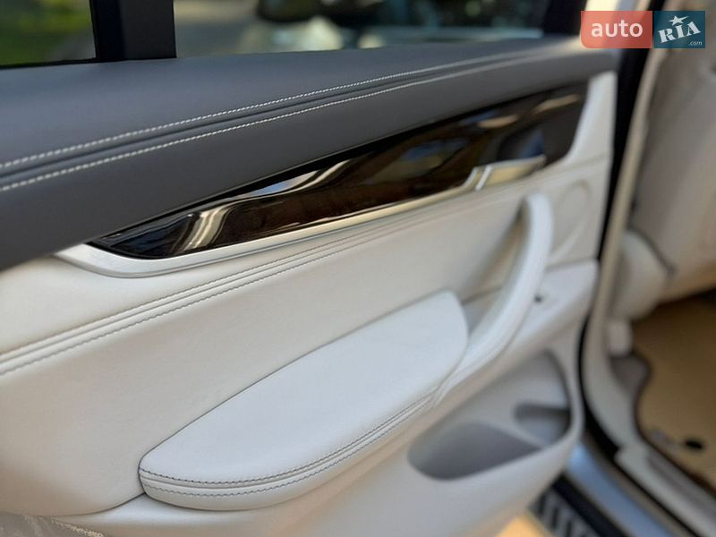 Внедорожник / Кроссовер BMW X5 2015 в Львове